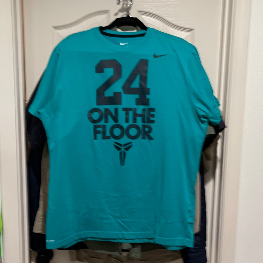 Brand new with out tags Kobe Bryant Nike dri  fir